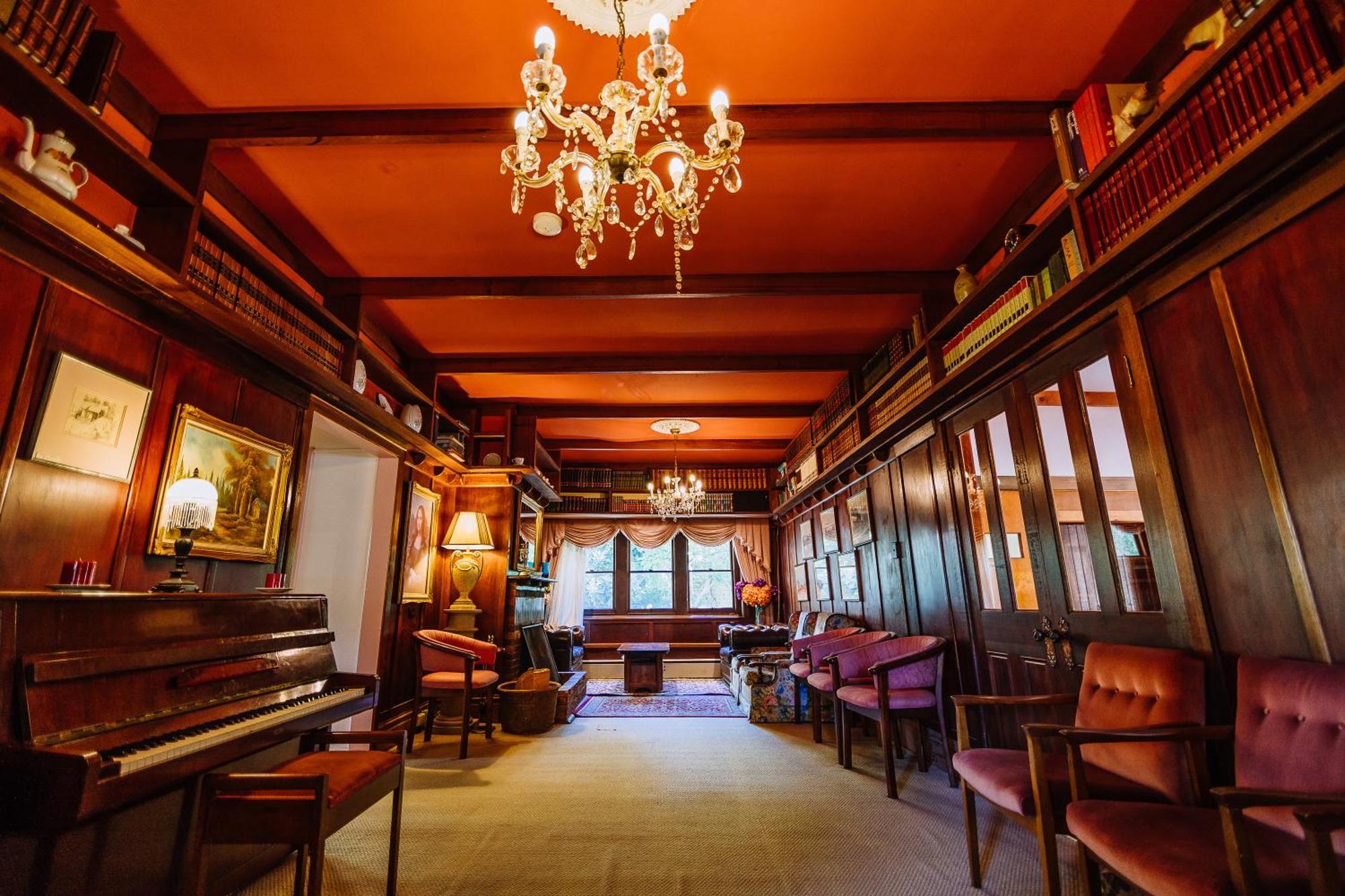 Warburton Lodge 外观 照片